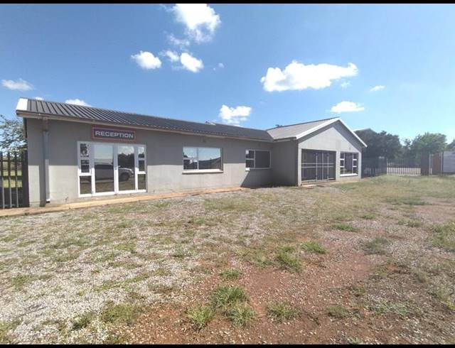 OFFICE FOR SALE IN HIGHBURY